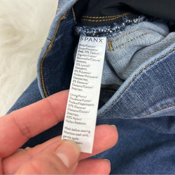 SPANX Pull-on Elastic Waist distressed denim jean jeggings size: M - Picture 10 of 10